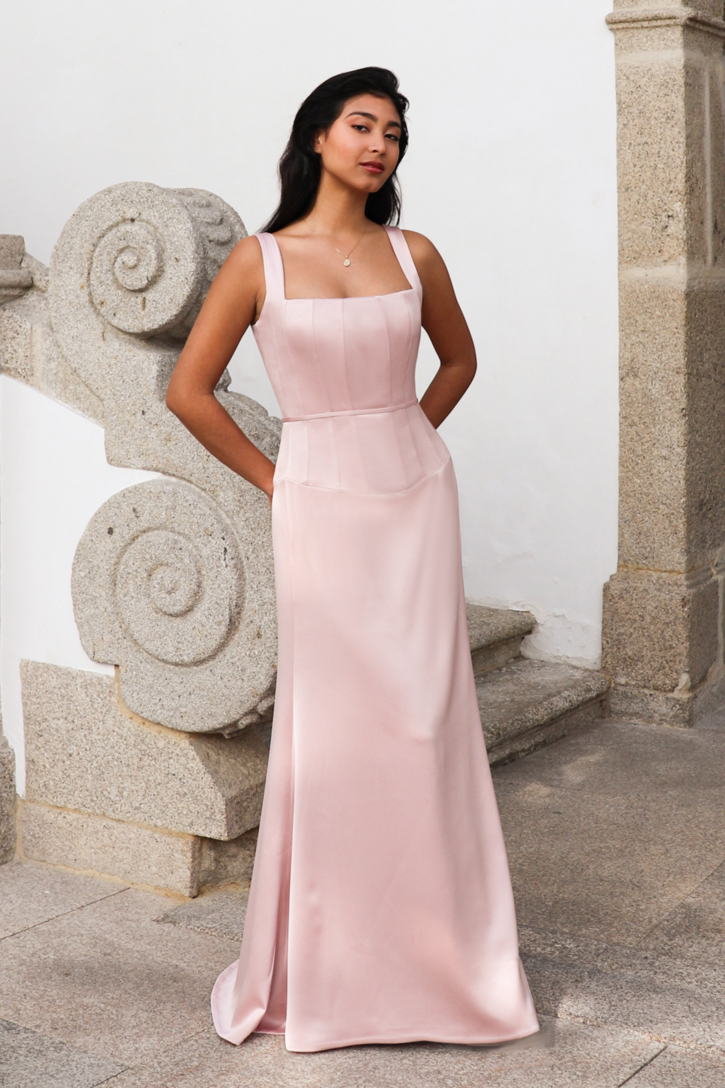 Falda larga rosa pastel
