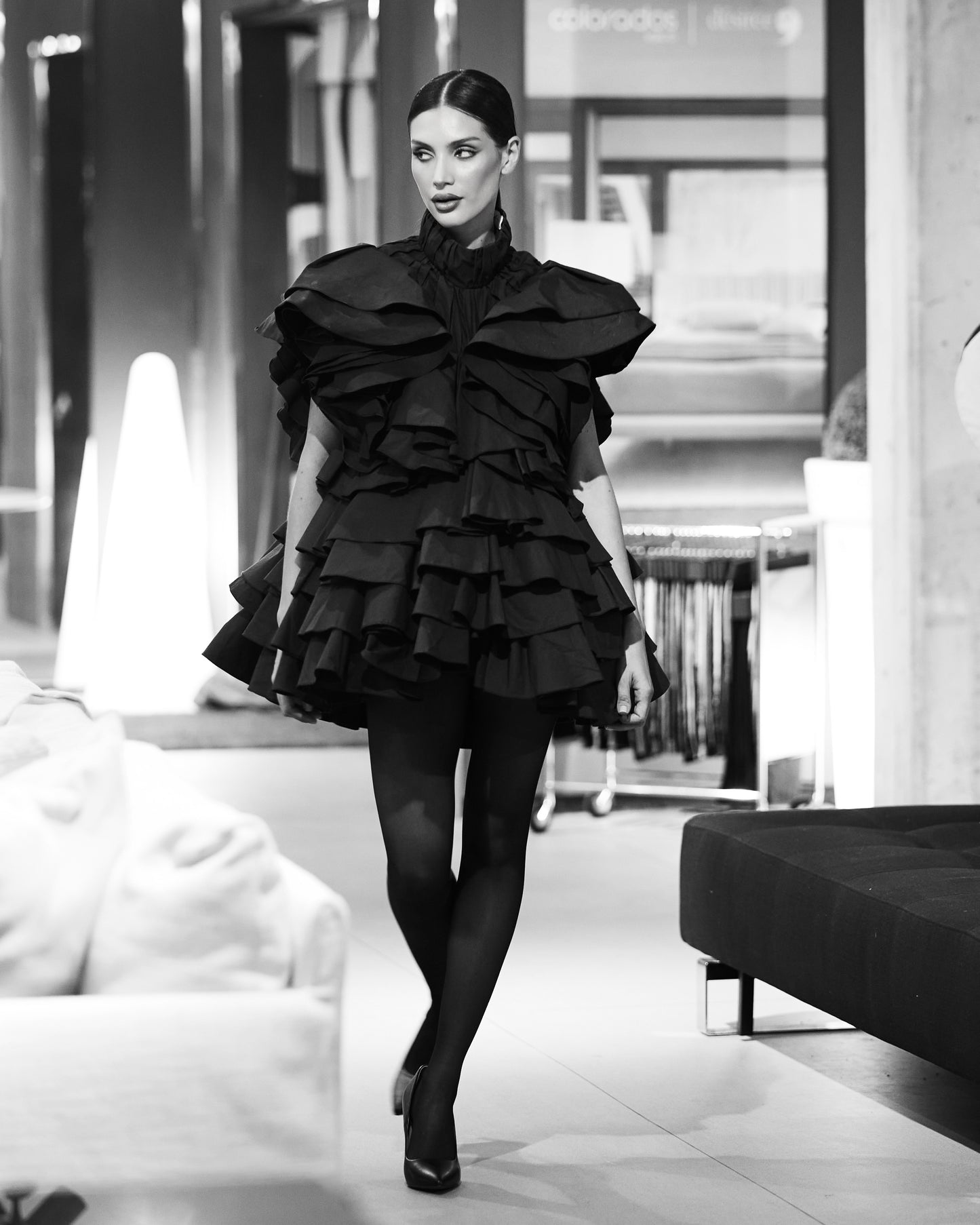 Vestido rosa negra.