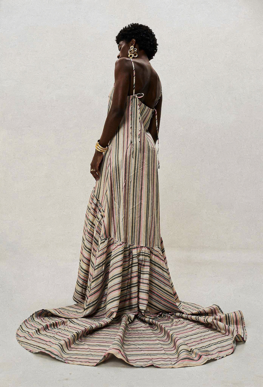 Vestido largo de lineas