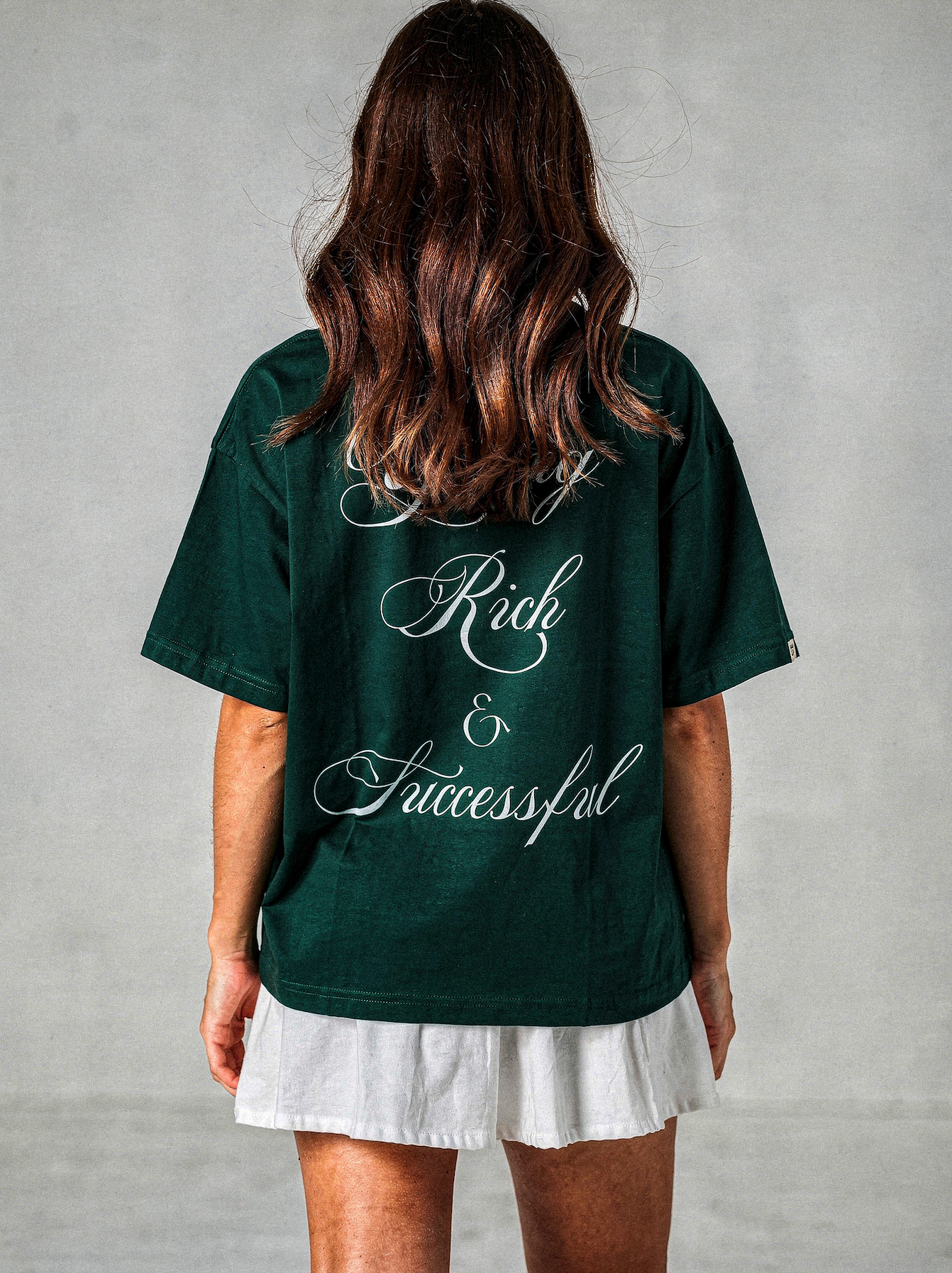 T-Shirt “Young, Rich & Successful” – La Plage Club