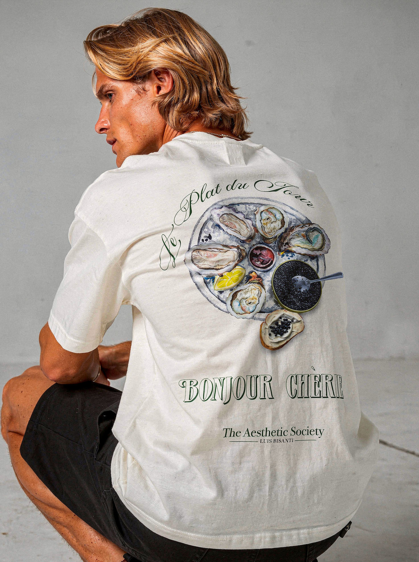 T-Shirt “Bonjour Chérie – Le Plat du Jour” – The Aesthetic Society