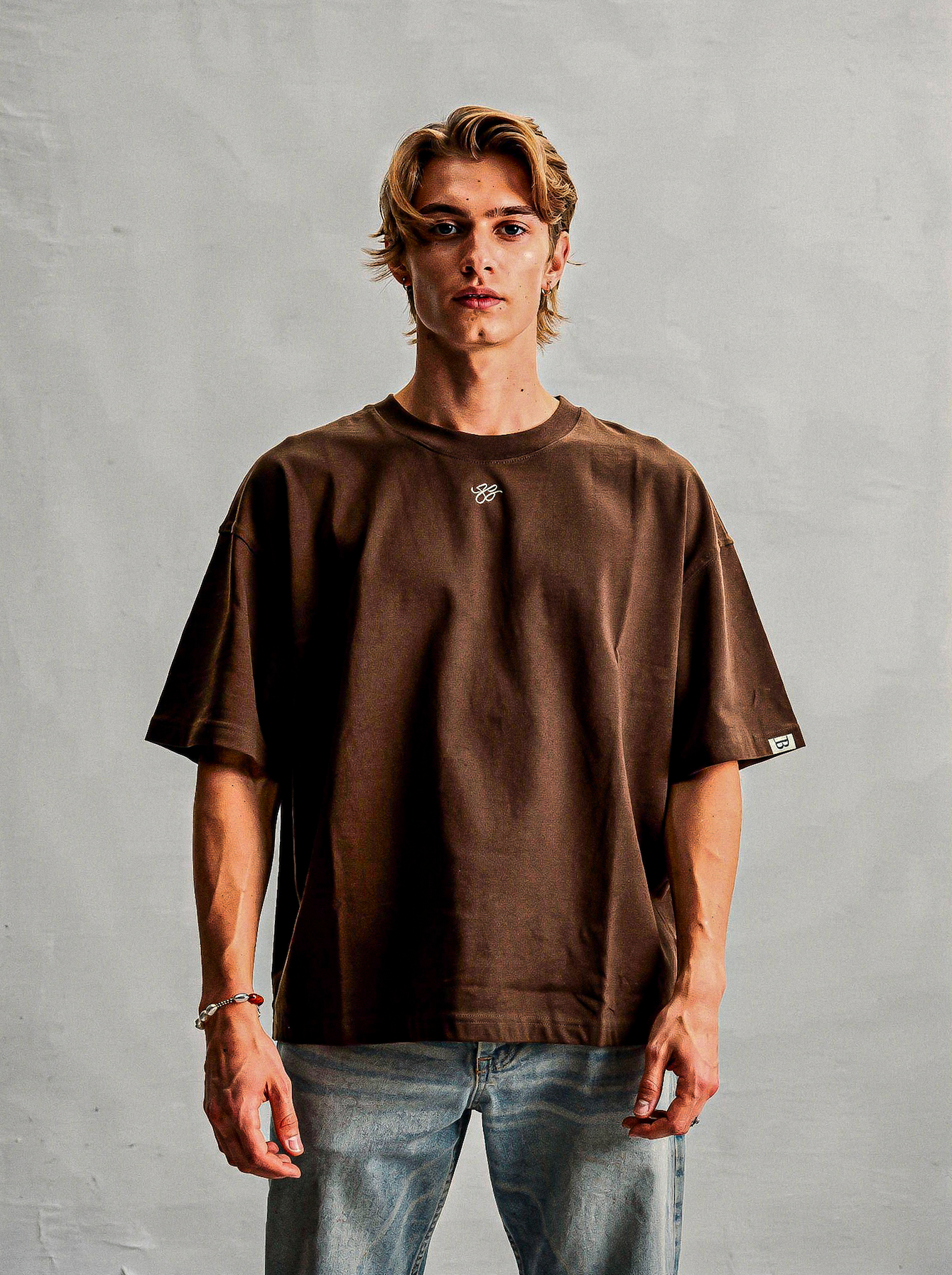 T-Shirt “Forever Classic Club” – The Aesthetic Society